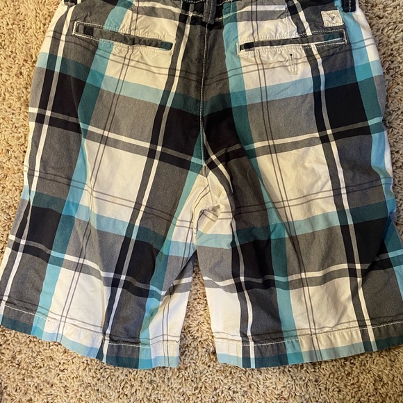 American Eagle Shorts - Picture 2 of 3